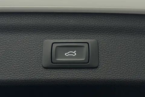 LS73SHV Audi Q3 (O) S line 35 TFSI  150 PS S tronic Thumbnail #45