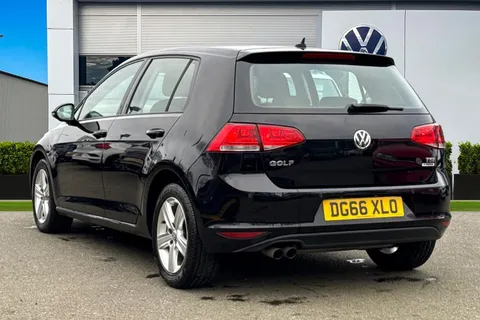 DG66XLO Volkswagen Golf 1.4 TSI 125 Match Edition 5dr | Heated Seats | Nav Ready Thumbnail #2