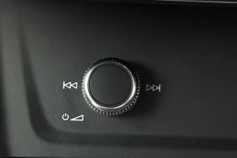 LS73SHV Audi Q3 (O) S line 35 TFSI  150 PS S tronic Thumbnail #52