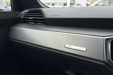 LS73SHV Audi Q3 (O) S line 35 TFSI  150 PS S tronic Thumbnail #53