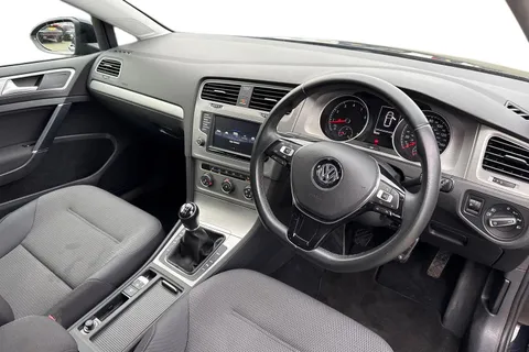 DG66XLO Volkswagen Golf 1.4 TSI 125 Match Edition 5dr | Heated Seats | Nav Ready Thumbnail #13