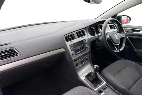 DG66XLO Volkswagen Golf 1.4 TSI 125 Match Edition 5dr | Heated Seats | Nav Ready Thumbnail #14