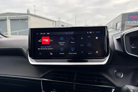 KW25OFE PEUGEOT 2008 1.2 HYBRID GT e-DSC6 Euro 6 (s/s) 5dr Thumbnail #16