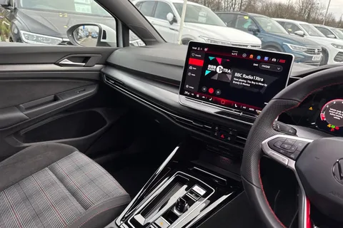 YP75AOT Volkswagen Golf 2.0 TSI 265 GTI 5dr DSG Thumbnail #19