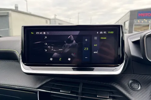 PF73HHN PEUGEOT 2008 1.2 PureTech GT EAT Euro 6 (s/s) 5dr Thumbnail #21