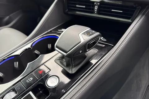 DC25VWB Volkswagen Touareg 3.0 V6 TDI 4Motion 286 Black Edition | Dynaudio | Towbar | Head Up Display Thumbnail #22