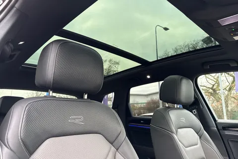 DC25VWB Volkswagen Touareg 3.0 V6 TDI 4Motion 286 Black Edition | Dynaudio | Towbar | Head Up Display Thumbnail #23