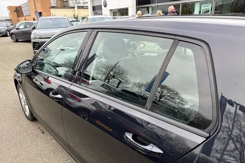 DG66XLO Volkswagen Golf 1.4 TSI 125 Match Edition 5dr | Heated Seats | Nav Ready Thumbnail #26