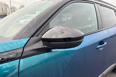 KW25OFE PEUGEOT 2008 1.2 HYBRID GT e-DSC6 Euro 6 (s/s) 5dr Thumbnail #28