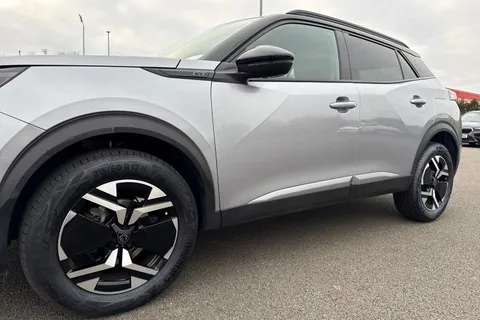 PF73HHN PEUGEOT 2008 1.2 PureTech GT EAT Euro 6 (s/s) 5dr Thumbnail #27