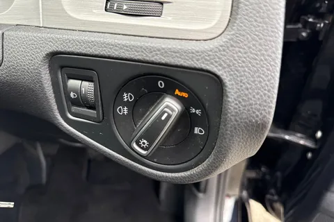 DG66XLO Volkswagen Golf 1.4 TSI 125 Match Edition 5dr | Heated Seats | Nav Ready Thumbnail #28