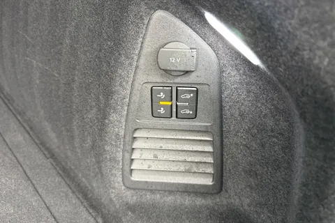 DC25VWB Volkswagen Touareg 3.0 V6 TDI 4Motion 286 Black Edition | Dynaudio | Towbar | Head Up Display Thumbnail #30