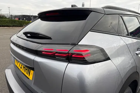 PF73HHN PEUGEOT 2008 1.2 PureTech GT EAT Euro 6 (s/s) 5dr Thumbnail #31