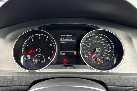 DG66XLO Volkswagen Golf 1.4 TSI 125 Match Edition 5dr | Heated Seats | Nav Ready Thumbnail #31