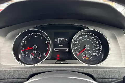 DG66XLO Volkswagen Golf 1.4 TSI 125 Match Edition 5dr | Heated Seats | Nav Ready Thumbnail #33