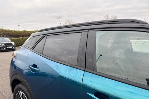 KW25OFE PEUGEOT 2008 1.2 HYBRID GT e-DSC6 Euro 6 (s/s) 5dr Thumbnail #35