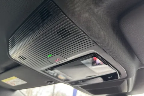 YP75AOT Volkswagen Golf 2.0 TSI 265 GTI 5dr DSG Thumbnail #34