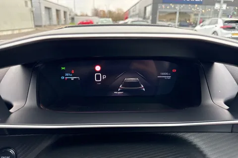 KW25OFE PEUGEOT 2008 1.2 HYBRID GT e-DSC6 Euro 6 (s/s) 5dr Thumbnail #37