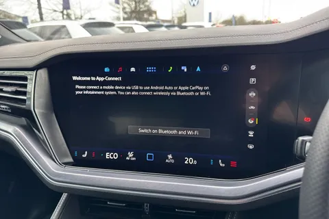 DC25VWB Volkswagen Touareg 3.0 V6 TDI 4Motion 286 Black Edition | Dynaudio | Towbar | Head Up Display Thumbnail #47