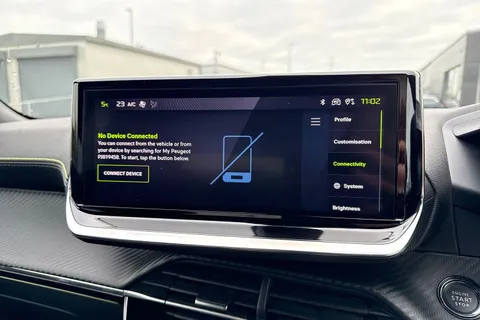 PF73HHN PEUGEOT 2008 1.2 PureTech GT EAT Euro 6 (s/s) 5dr Thumbnail #45