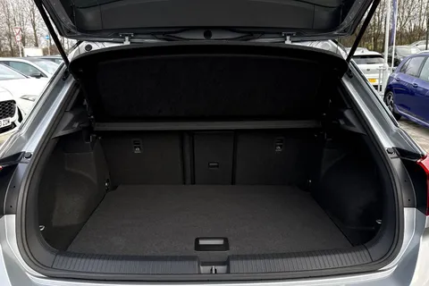 YS25HXO Volkswagen T-Roc 1.5 TSI R-Line 5dr DSG, **19 INCH BLACK MISANO ALLOYS** Thumbnail #6