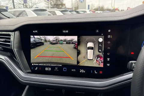 DC25VWB Volkswagen Touareg 3.0 V6 TDI 4Motion 286 Black Edition | Dynaudio | Towbar | Head Up Display Thumbnail #49