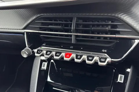 KW25OFE PEUGEOT 2008 1.2 HYBRID GT e-DSC6 Euro 6 (s/s) 5dr Thumbnail #52