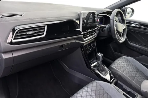 YS25HXO Volkswagen T-Roc 1.5 TSI R-Line 5dr DSG, **19 INCH BLACK MISANO ALLOYS** Thumbnail #14