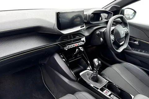 KP25LOA PEUGEOT 208 1.2 PureTech GT Euro 6 (s/s) 5dr Thumbnail #14