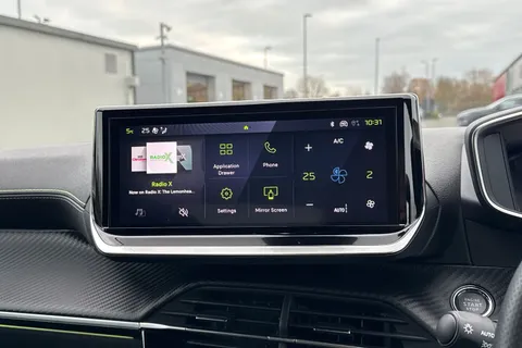 KP25LOA PEUGEOT 208 1.2 PureTech GT Euro 6 (s/s) 5dr Thumbnail #16