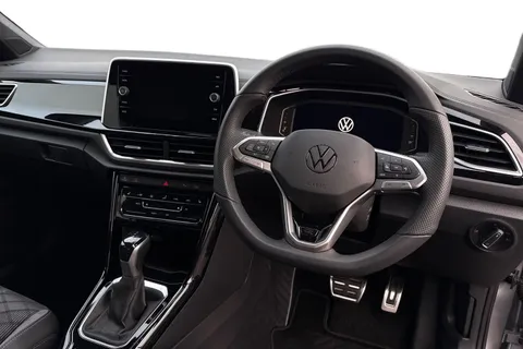 YS25HXO Volkswagen T-Roc 1.5 TSI R-Line 5dr DSG, **19 INCH BLACK MISANO ALLOYS** Thumbnail #17
