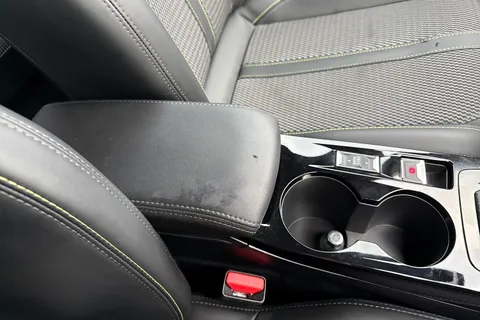 KW25OFE PEUGEOT 2008 1.2 HYBRID GT e-DSC6 Euro 6 (s/s) 5dr Thumbnail #56