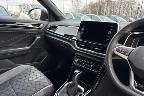 YS25HXO Volkswagen T-Roc 1.5 TSI R-Line 5dr DSG, **19 INCH BLACK MISANO ALLOYS** Thumbnail #19