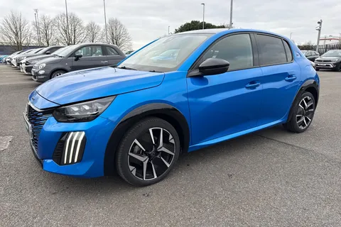 KP25LOA PEUGEOT 208 1.2 PureTech GT Euro 6 (s/s) 5dr Thumbnail #26