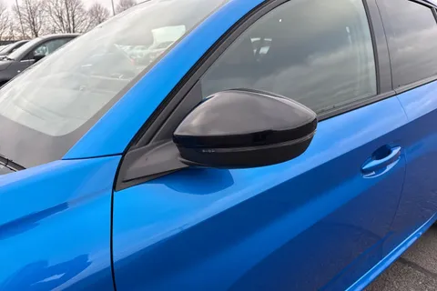 KP25LOA PEUGEOT 208 1.2 PureTech GT Euro 6 (s/s) 5dr Thumbnail #28