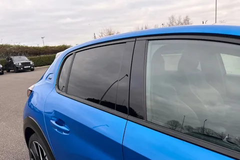 KP25LOA PEUGEOT 208 1.2 PureTech GT Euro 6 (s/s) 5dr Thumbnail #35