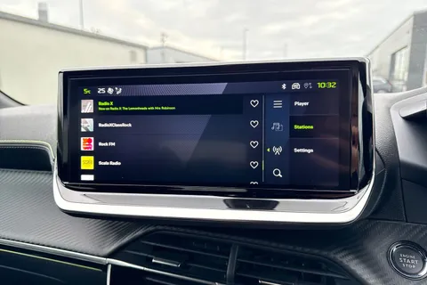 KP25LOA PEUGEOT 208 1.2 PureTech GT Euro 6 (s/s) 5dr Thumbnail #44