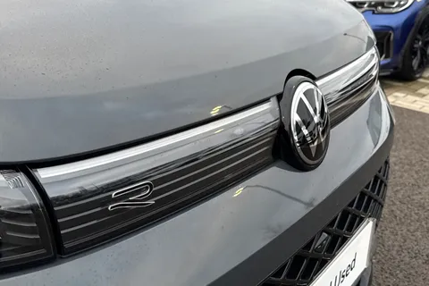 YN75WKJ Volkswagen Tiguan 1.5 TSI eHybrid R-Line 5dr DSG, PAN ROOF, ELECTRIC TAILGATE Thumbnail #26
