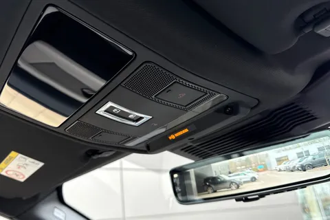 24 of 51 for Land Rover Discovery Sport 1.5 P300e 12.2kWh Urban Edition SUV 5dr Petrol Plug-in Hybrid Auto 4WD Euro 6 (s/s) (309 ps)