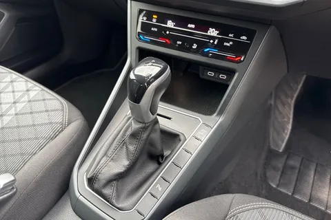 DU22FXO Volkswagen Polo 1.0 TSI 110 R-Line 5dr DSG | App-Connect | ACC Thumbnail #23