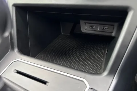 DU22FXO Volkswagen Polo 1.0 TSI 110 R-Line 5dr DSG | App-Connect | ACC Thumbnail #48