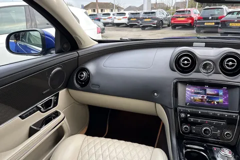 R90STN Jaguar Xj 3.0d V6 Autobiography 4dr Auto [LWB] Thumbnail #20
