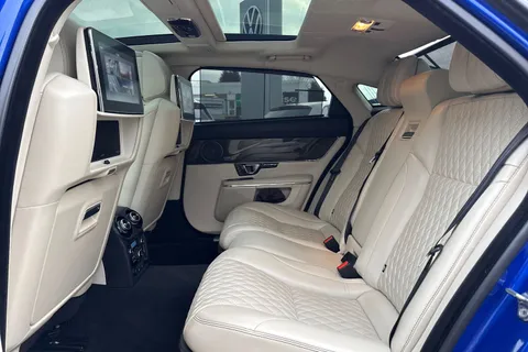 R90STN Jaguar Xj 3.0d V6 Autobiography 4dr Auto [LWB] Thumbnail #34