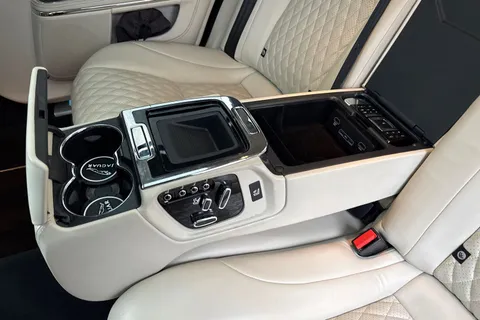 R90STN Jaguar Xj 3.0d V6 Autobiography 4dr Auto [LWB] Thumbnail #38