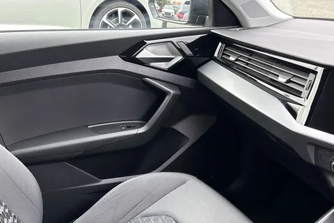 BJ73XSZ Audi A1 Sport 25 TFSI 95 PS S tronic Thumbnail #21