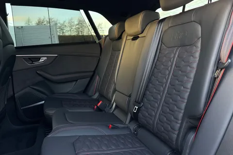 PN75GVX Audi RS Q8 4.0 TFSI V8 Performance Carbon Vorsprung Tiptronic quattro Euro 6 (s/s) 5dr Thumbnail #18