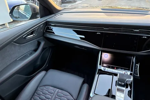 PN75GVX Audi RS Q8 4.0 TFSI V8 Performance Carbon Vorsprung Tiptronic quattro Euro 6 (s/s) 5dr Thumbnail #19