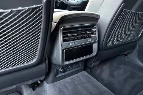 PN75GVX Audi RS Q8 4.0 TFSI V8 Performance Carbon Vorsprung Tiptronic quattro Euro 6 (s/s) 5dr Thumbnail #30