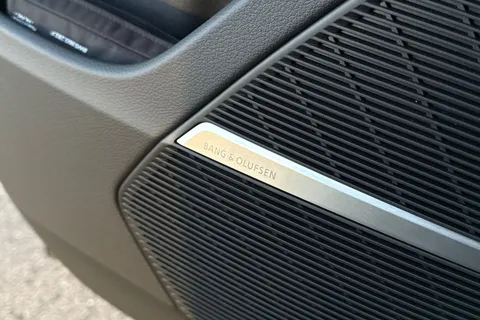 PN75GVX Audi RS Q8 4.0 TFSI V8 Performance Carbon Vorsprung Tiptronic quattro Euro 6 (s/s) 5dr Thumbnail #31