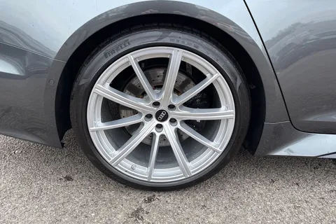 WG70WRF Audi RS 6 RS 6 TFSI Quattro 5dr Tiptronic Thumbnail #10
